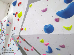 Lezecká stena ZŠ Smižany | Anatomic.sk